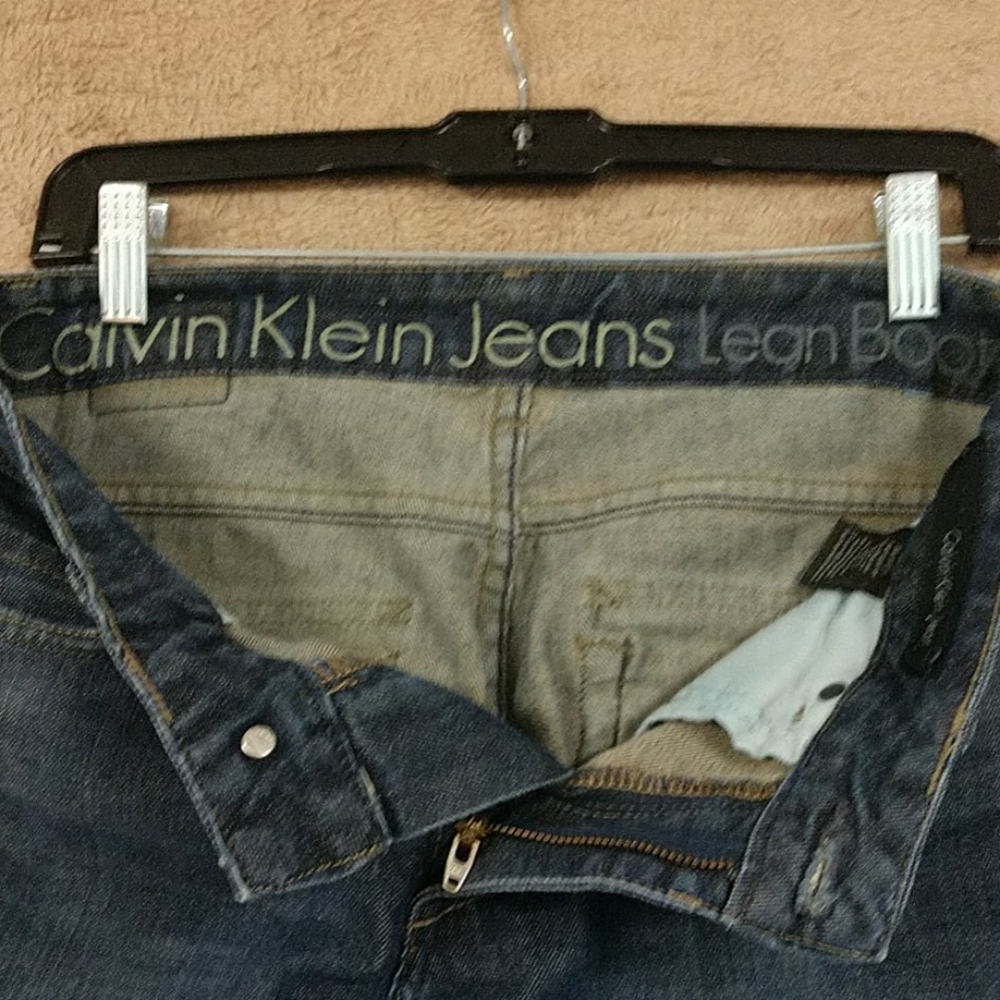 Calvin Klein Jeans - Picture 2 of 6